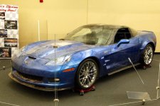 sinkhole-corvettes-2009-zr1-blue-devil-gm-damage-photo-national-corvette-museum-11.jpg