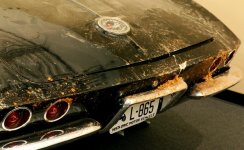 sinkhole-corvettes-1962-black-rear-damage-photo-national-corvette-museum-06.jpg
