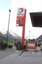 Livigno_rifornimento.jpg