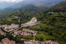 possagno tempio canova8b.jpg