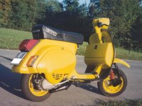 vespa dietro no targaa.jpg