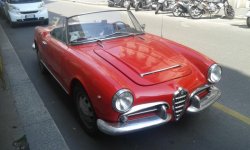 Alfa Spyder 1600.jpg