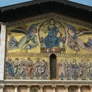 Raduno short di primavera a Lucca :-)