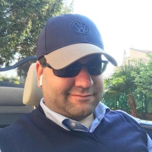 In attesa del cappellino del club!