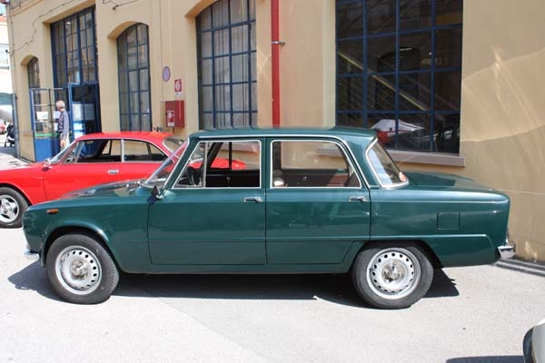 100 anni di Alfa Romeo a Pontedera 24/09/11