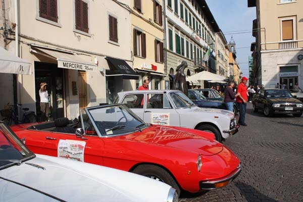 100 anni di Alfa Romeo a Pontedera 24/09/11