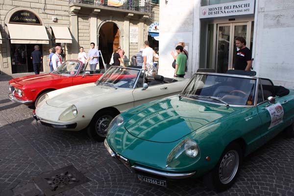 100 anni di Alfa Romeo a Pontedera 24/09/11