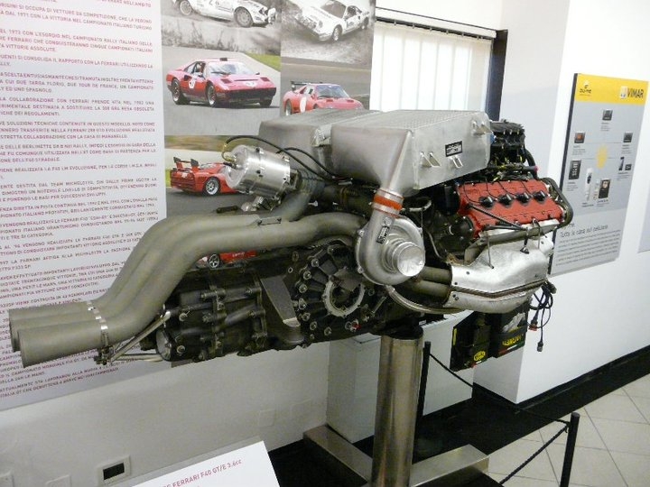 23'esimo scacco al gnu visita al museo dell'auto