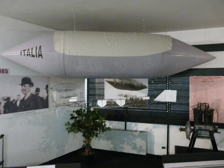 23'esimo scacco al gnu visita al museo dell'auto