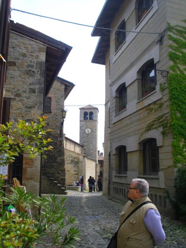 il 28? raduno nazionale delle New Beetle a Vigoleno !