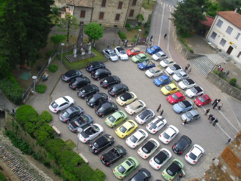 il 28? raduno nazionale delle New Beetle a Vigoleno !