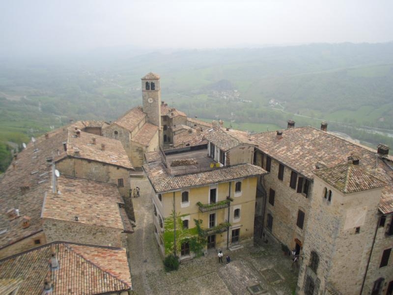 il 28? raduno nazionale delle New Beetle a Vigoleno !