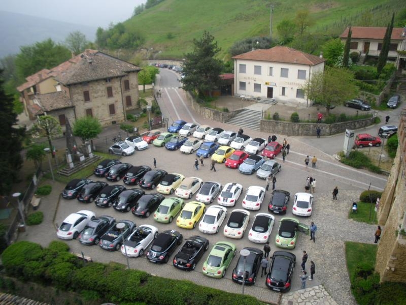 il 28? raduno nazionale delle New Beetle a Vigoleno !