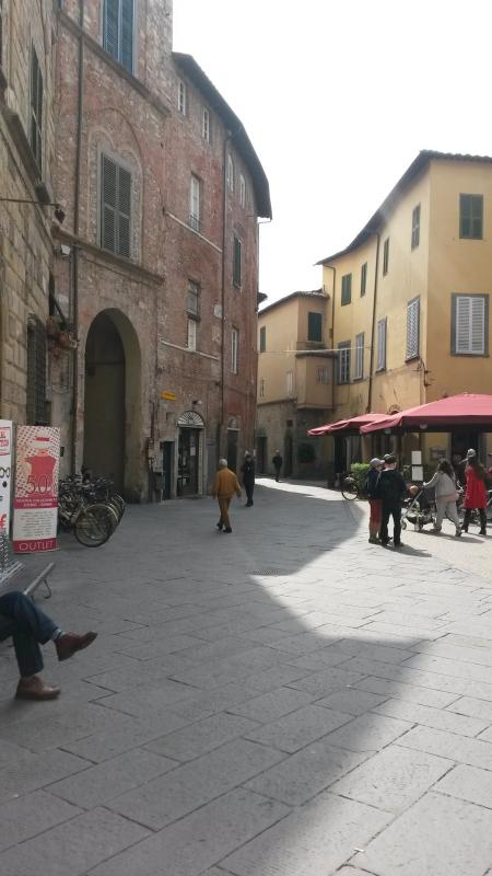 Raduno short di primavera a Lucca :-)